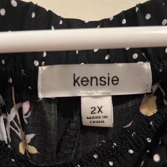 Kenzie NWT lounge pants - Picture 2 of 3